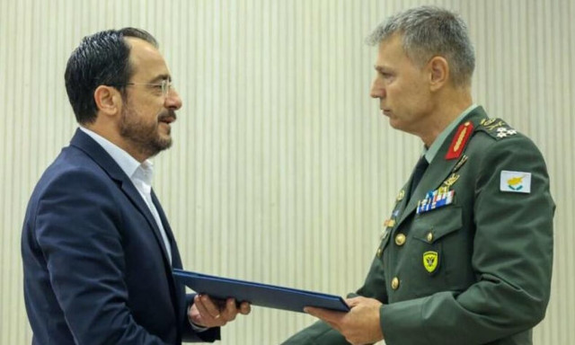 Εθνική Φρουρά Κύπρου: Ανήμερα της Ημέρας των Ενόπλων Δυνάμεων ανέλαβε καθήκοντα ο νέος Αρχηγός