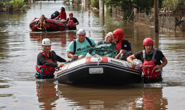 Το μπαλάκι των ευθυνών