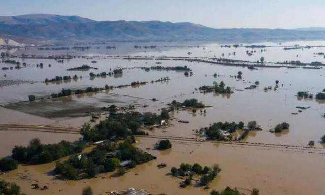 Süddeutsche Zeitung: Μια χώρα βυθίζεται