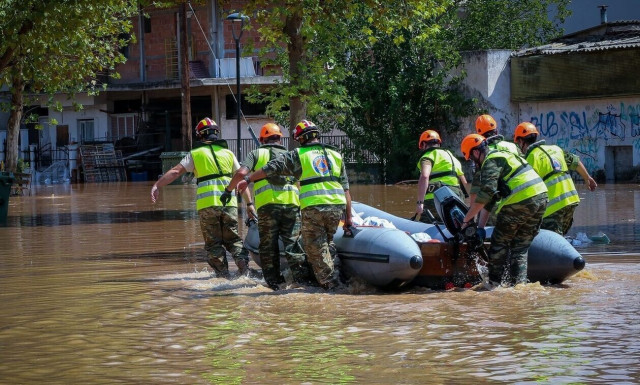 Κακοκαιρία Daniel: Το ξέσπασμα κατοίκου της Αγίας Τριάδας στην κάμερα - «Ζήσαμε τον πόλεμο»