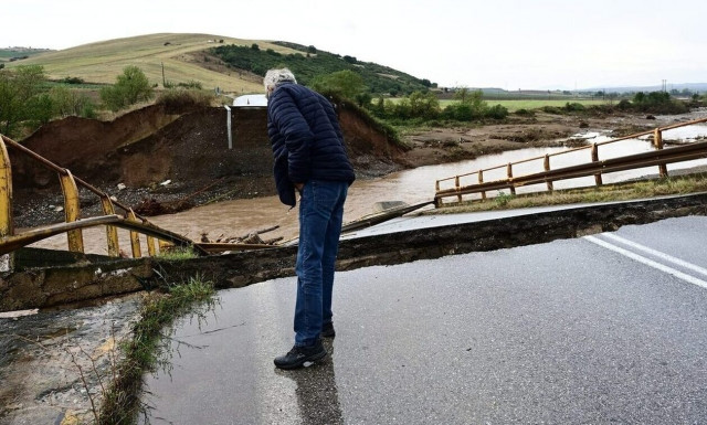 Κακοκαίρια Daniel: Οι κυκλοφοριακές ρυθμίσεις στην Θεσσαλία - Ποιοι δρόμοι είναι κλειστοί