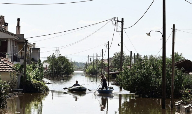 Κακοκαιρία Daniel: Συγκλονιστική μαρτυρία από την Καρδίτσα - «Ανέβηκαν στο πατάρι οι παππούδες»