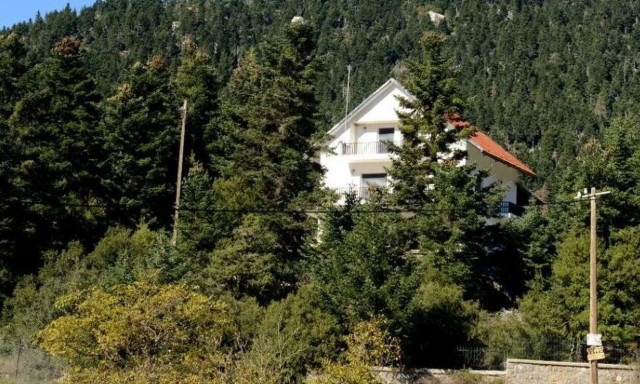 SOS εκπέμπει το Δυρράχι της ορεινής Αρκαδίας: «Ζητάμε έναν απινιδωτή»