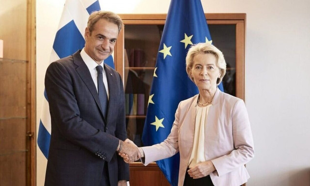Greece could mobilise up to 2.25 billion euros in aid for floods and fires, Leyen tells Mitsotakis