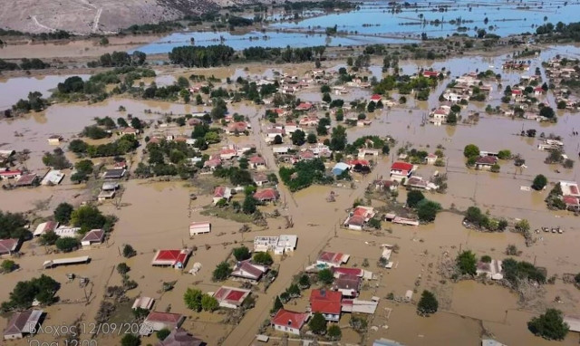 Κάμπος Καρδίτσας. Μια εβδομάδα μετά η απόλυτη καταστροφή από ψηλά (vid)