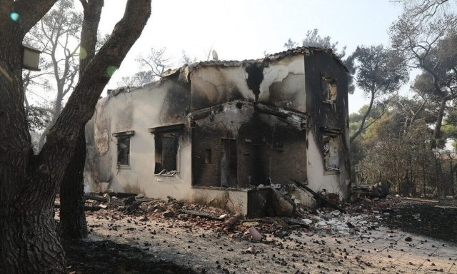 Πυρκαγιές: Τα μέτρα για τους πολίτες και τις επιχειρήσεις που επλήγησαν