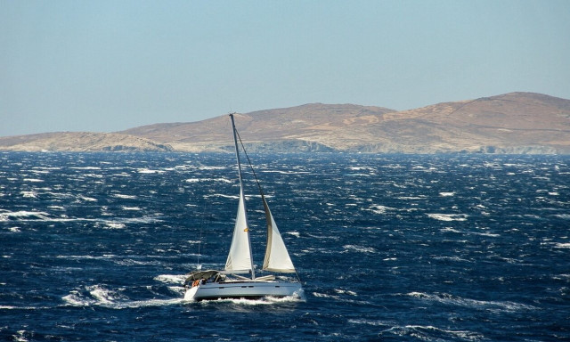 Καιρός: Με 32 βαθμούς και ισχυρούς βοριάδες η Τρίτη