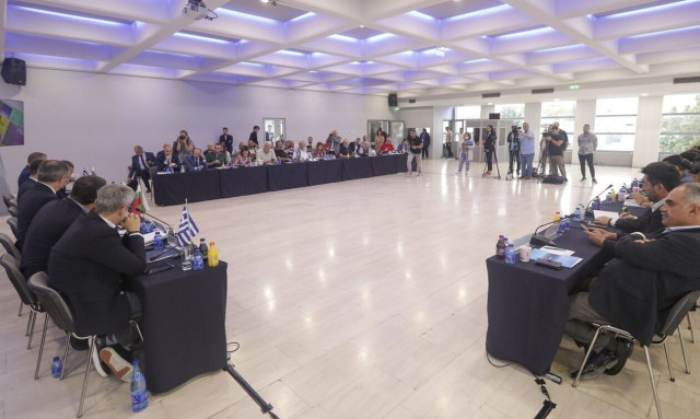 ΔΕΘ: «Μόνο οι υπουργοί που πρέπει θα είναι στη Θεσσαλονίκη» - «Οι υπόλοιποι στο καθήκον»