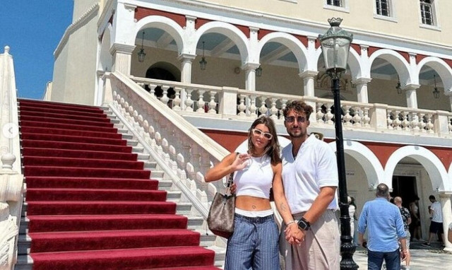 Μαριαλένα Ρουμελιώτη για την εμφάνιση στην Παναγία της Τήνου: «Ήταν όλα τα ρούχα μου άπλυτα »