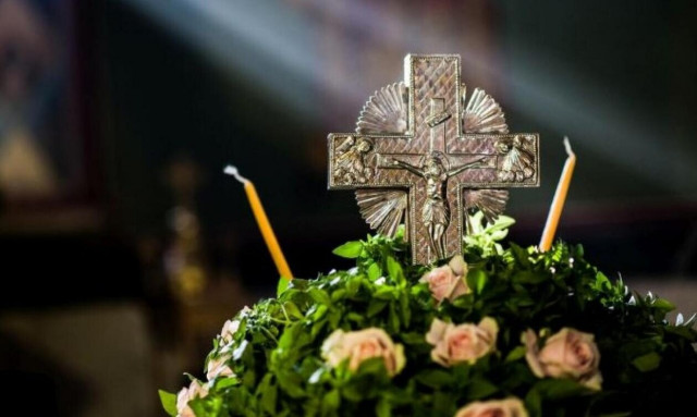 Τίμιος Σταυρός: Πώς βρέθηκε και πόσα τεμάχια σώζονται