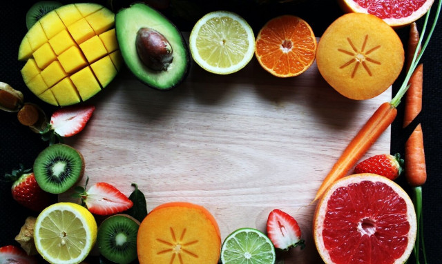 Τα ανθυγιεινά σνακ «ακυρώνουν» τα οφέλη των υγιεινών γευμάτων