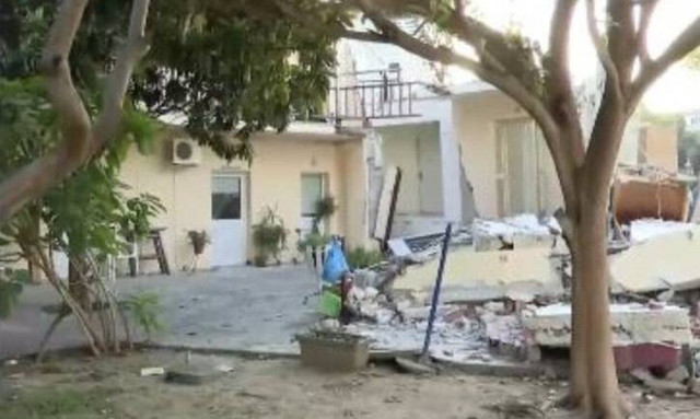 Κατέρρευσε τμήμα του γηροκομείου Βόλου από τις πλημμύρες - «Ούτε που μπορούσαμε να το φανταστούμε»