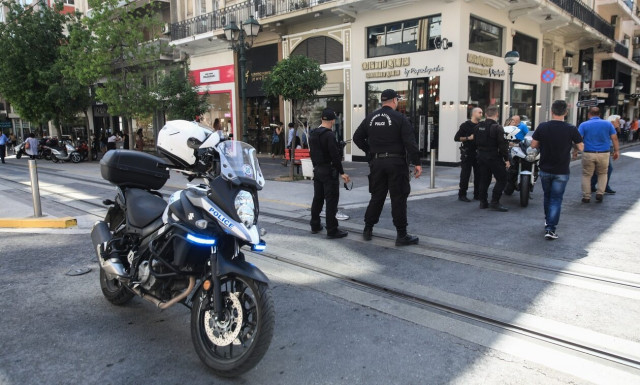 Πειραιάς - Δολοφονία: Τα πρώτα λόγια του 68χρονου στους αστυνομικούς - «Δεν ήθελα να καταλήξει έτσι»