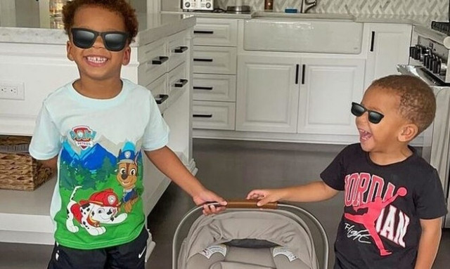 Υποδέχτηκαν την αδερφούλα τους οι γιοι του Γιάννη Αντετοκούνμπο