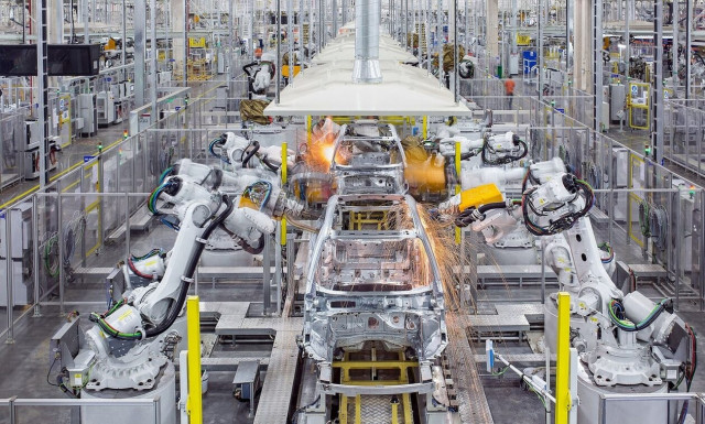 Αυτοκινητοβιομηχανίες: Μέτρα για τους Κινέζους ετοιμάζουν οι Ευρωπαίοι