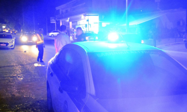 Κρήτη: Οι αστυνομικοί βρήκαν 8 παιδιά μόνα στο σπίτι - Από 3 μηνών μέχρι 13 ετών