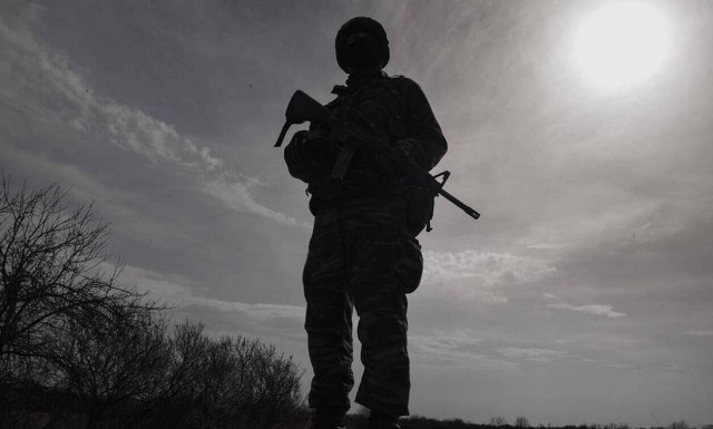 Έβρος: Νεκρός ο 31χρονος συνοριοφύλακας που αυτοπυροβολήθηκε - Δωρίζει τα όργανα η οικογένειά του