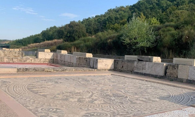 Ολοκληρώνεται η αναστήλωση του ανακτόρου του Φιλίππου Β΄ στις Αιγές, της «Ακρόπολης της Μακεδονίας»