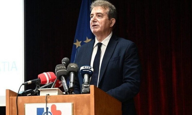 Health Minister Chrysochoidis announces launch of medicine supply application