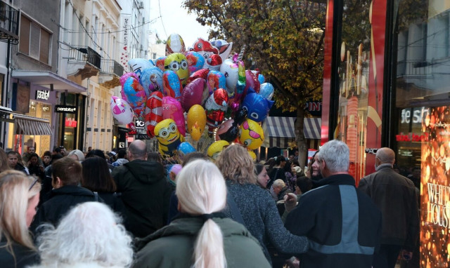 Τι αλλάζει από 1η Ιανουαρίου του 2024 για επαγγελματίες και επιχειρήσεις – Μετρητά κάτω από 500 ευρώ