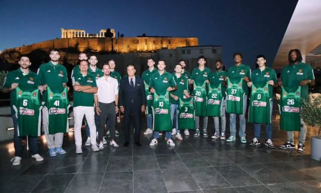 Παναθηναϊκός: Αυτή είναι η νέα φανέλα του «τριφυλλιού», όπου δεσπόζει ο Παρθενώνας