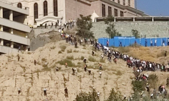 Κριστιάνο Ρονάλντο: Σκηνές απόλυτης τρέλας στην Τεχεράνη - Ρίσκαραν τη ζωή τους για τον CR7 (vids)