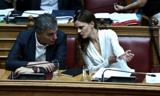 ΣΥΡΙΖΑ: Στήριξη Τσακαλώτου σε Αχτσιόγλου με «αιχμές» για Κασσελάκη