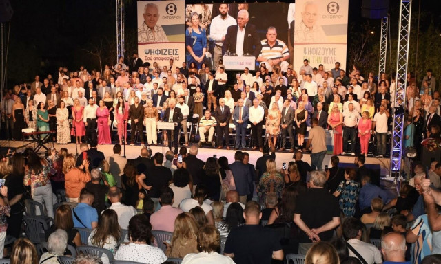 Ο Ανδρέας Παχατουρίδης παρουσίασε την «ομάδα νίκης»