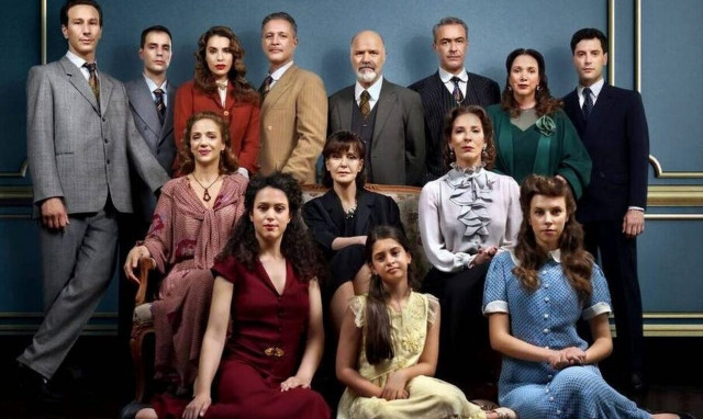 Τηλεθέαση: Με το δεξί έκαναν πρεμιέρα οι Πανθέοι - Διπλή πρωτιά  