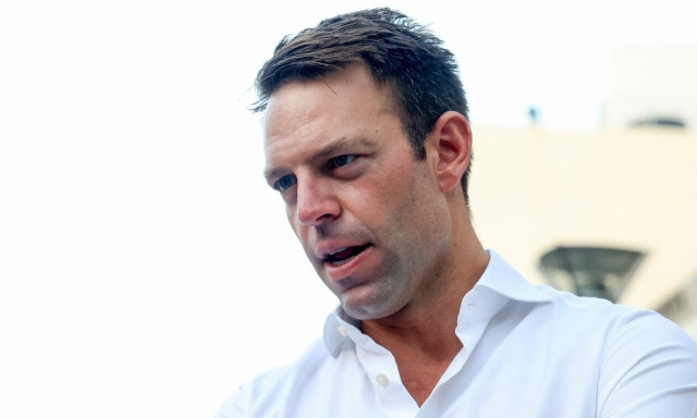 Ο Στέφανος Κασσελάκης και οι… κοψοχέρηδες