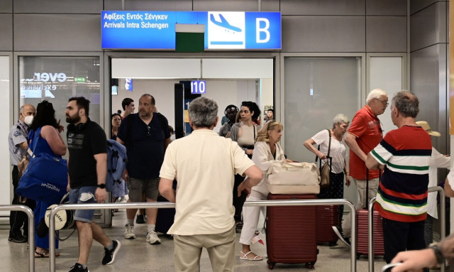 Παράνομη η απεργία των ελεγκτών εναέριας κυκλοφορίας - Κανονικά οι πτήσεις την Πέμπτη