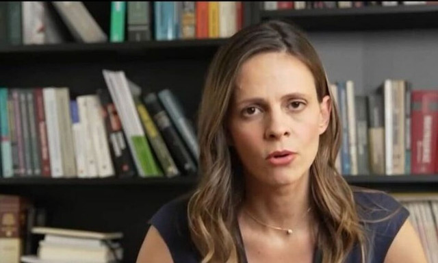Έφη Αχτσιόγλου: «Απαιτώ να μην υπάρχει ανθρωποφαγία στον ΣΥΡΙΖΑ»