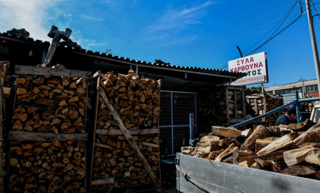Καυσόξυλα: Μεγάλη ζήτηση από τις αρχές Σεπτέμβρη - Πώς κινούνται οι τιμές