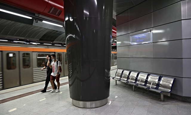 Ξανά «μύλος» με το Μετρό – Γιατί δεν ξεκινούν τα δρομολόγια παρά την αναστολή της απεργίας