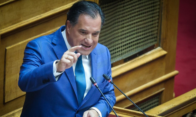 Κόντρα Γεωργιάδη - ΚΚΕ στη Βουλή: «Η απεργία απέτυχε», «είσαι υπουργός νούμερο»