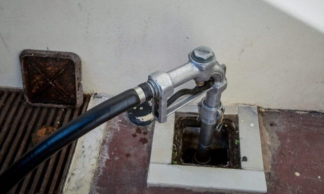 Πετρέλαιο θέρμανσης: Ακριβότερο φέτος, χωρίς επιδότηση στην αντλία - Ξεπερνά το 1,5 ευρώ η τιμή του