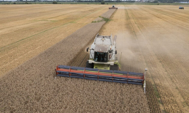 Πολωνία: Σταματάει την προμήθεια όπλων στην Ουκρανία με φόντο τη διαμάχη για τα σιτηρά