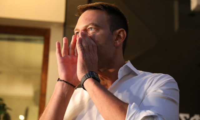 Ποιος ζητά από τον Στέφανο Κασσελάκη να αποσυρθεί από την κούρσα διαδοχής