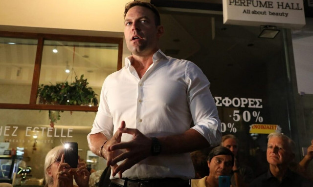 Στέφανος Κασσελάκης: Το αμάρτημα με τα Κατεχόμενα, το ψέμα με την ΑΔΕΔΥ και η… επικίνδυνη άγνοια