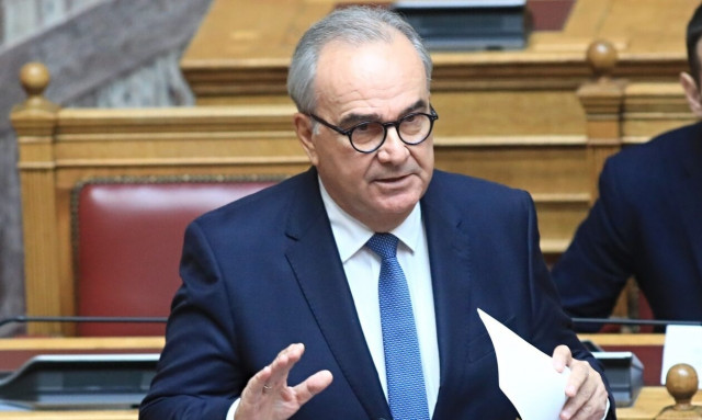 Παπαθανάσης: «Πιστοί στη δέσμευση για νέες θέσεις εργασίας και ενίσχυση μικρομεσαίων επιχειρήσεων»