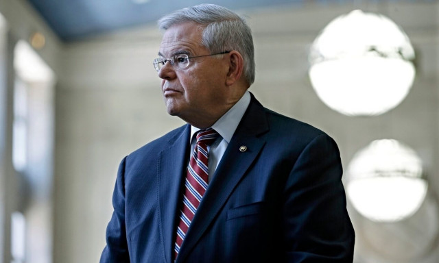 Ρόμπερτ Μενέντεζ: Οι ράβδοι χρυσού στο σπίτι του, οι κατηγορίες για διαφθορά – Η πρώτη του αντίδραση