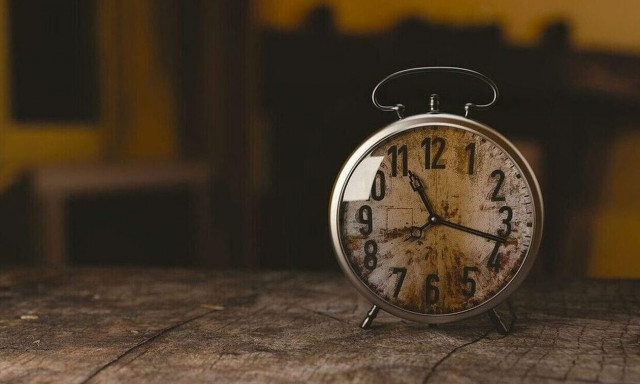 Πότε επιστρέφει η χειμερινή ώρα