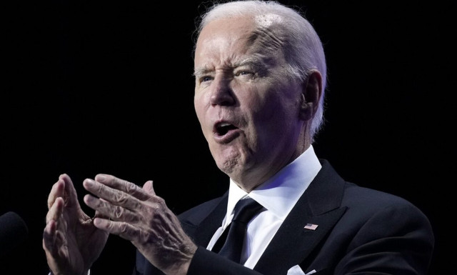 Ο πρόεδρος Μπάιντεν έκανε το επικαιροποιημένο εμβόλιο κατά της Covid-19