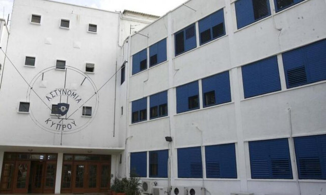 Κύπρος: Μεσίστιες οι σημαίες της Αστυνομίας - τριήμερο πένθος για τον θάνατο Πέτρου Ελευθερίου