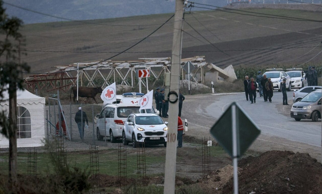 Αρμενία: Έφτασαν στο Κόρνιτζορ οι πρώτοι πρόσφυγες από το Ναγκόρνο Καραμπάχ