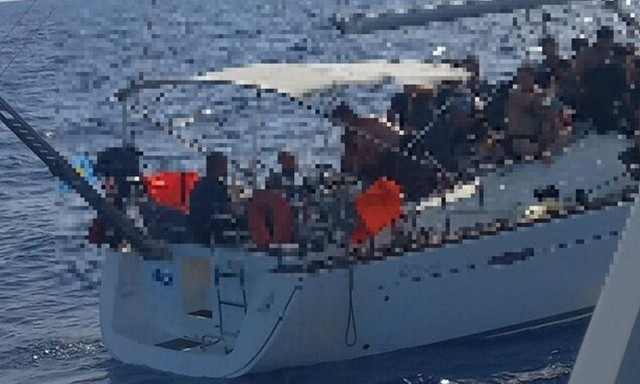 Αστυπάλαια: Επιχείρηση διάσωσης 76 ατόμων - Συνελήφθησαν δύο διακινητές