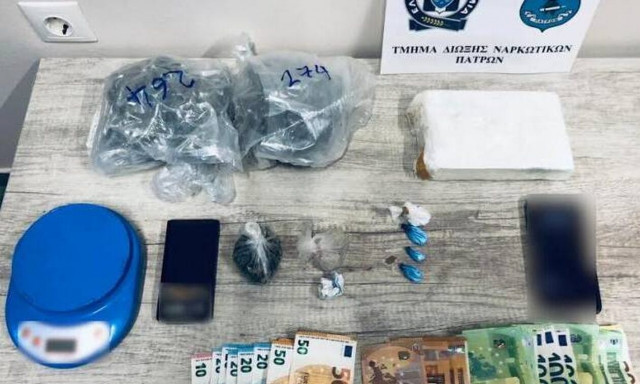 Πάτρα: Εξαρθρώθηκε κύκλωμα διακίνησης ναρκωτικών - Έκρυβαν την κοκαϊνη σε κοτέτσι