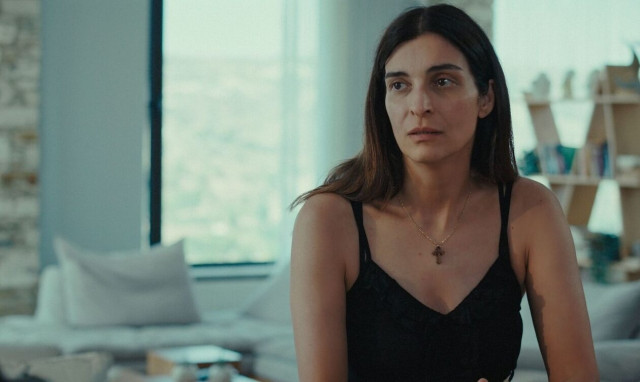 Η Γη της Ελιάς Spoiler: Η Ιουλία θα κάνει τα πάντα για να βρει την κόρη της