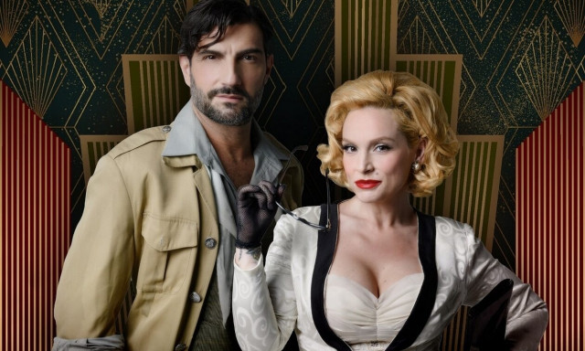 Η Ελεωνόρα Ζουγανέλη ανεβαίνει στο θεατρικό σανίδι - Πλάνα από τις πρόβες της παράστασης