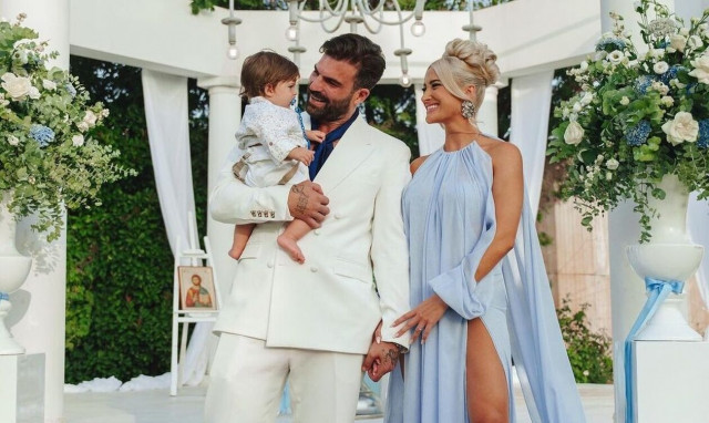 Τούνη – Αλεξάνδρου: Οι επίσημες φωτογραφίες από τη βάπτιση του γιου τους - Η παραμυθένια διακόσμηση